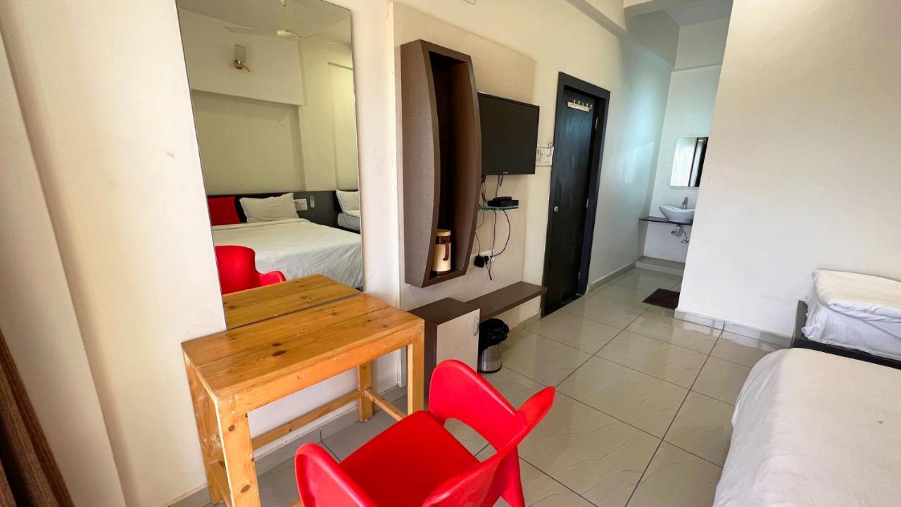The Gir Harmony Hotel Sasan Gir Buitenkant foto
