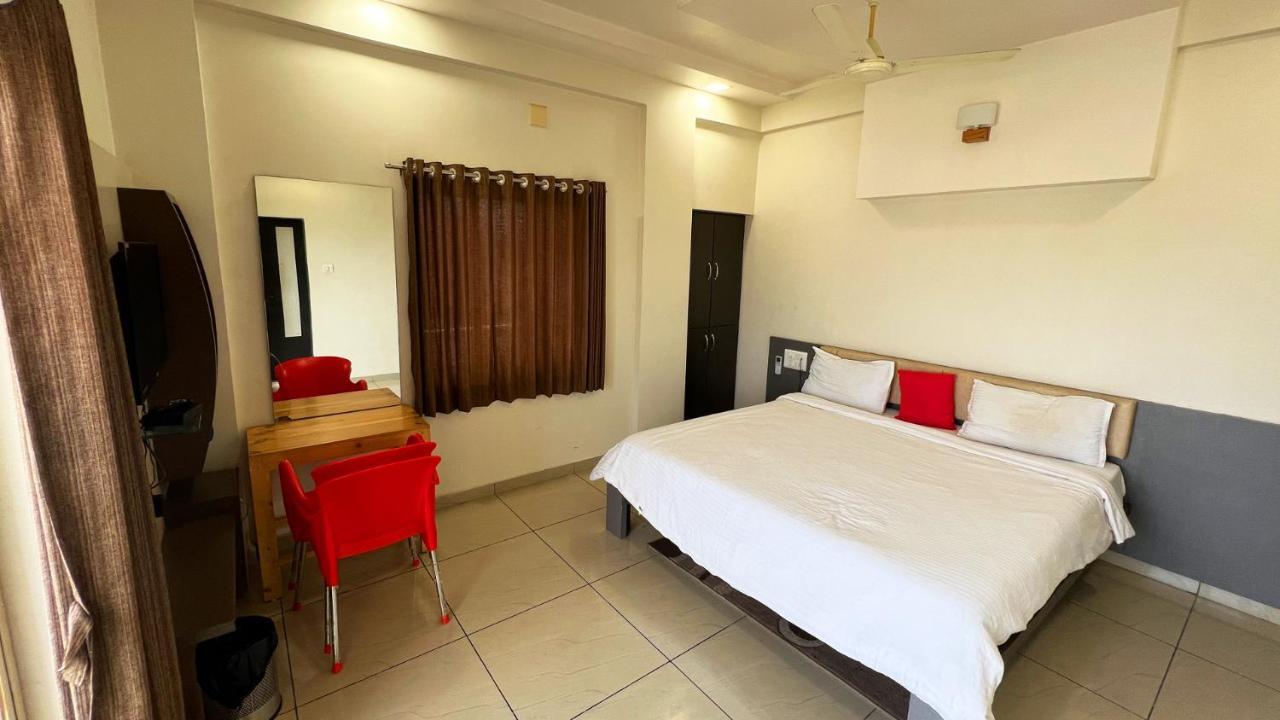 The Gir Harmony Hotel Sasan Gir Buitenkant foto
