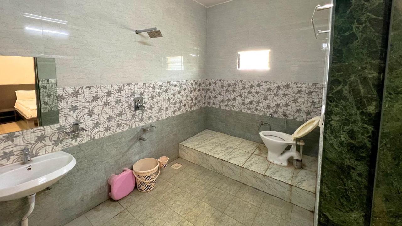 The Gir Harmony Hotel Sasan Gir Buitenkant foto